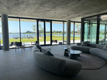 VENTA OCEANA DEPARTAMENTO MONOAMBIENTE C/COCHERA