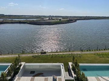VENTA OCEANA DEPARTAMENTO MONOAMBIENTE C/COCHERA