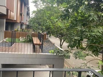 Disewakan Rumah di Cluster Caelus Greenwich BSD