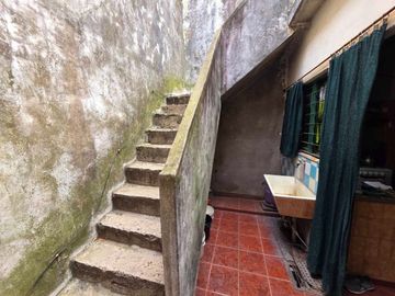 VENTA PH 3 AMBIENTES CON TERRAZA A REFACCIONAR