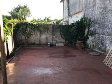 ALQUILER PH 3 AMBIENTES COCHERA PATIO EN VICTORIA