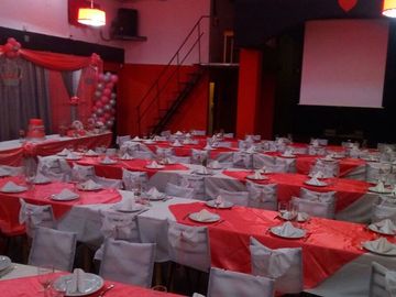 VENTA SALON CON DEPARTAMENTO EN GONZALEZ CATAN