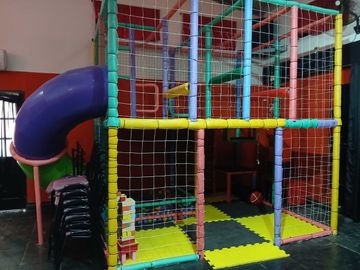 VENTA SALON CON DEPARTAMENTO EN GONZALEZ CATAN
