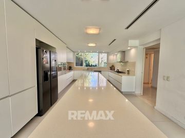 Venta Casa Ayres de Pilar 5 dorm- 1500m2 parque