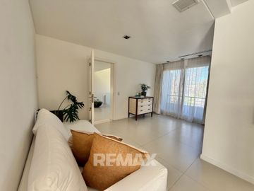 Venta Casa Ayres de Pilar 5 dorm- 1500m2 parque