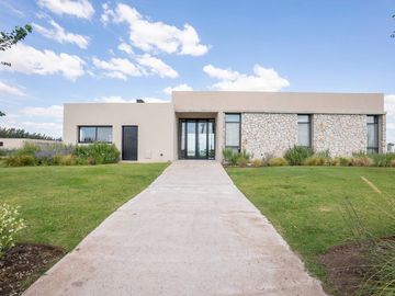 Lote a laguna Las Victorias Canning FINANCIACIÓN