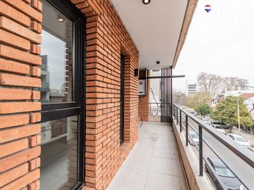 DEPARTAMENTO 3 AMB CON COCHERA LINIERS A ESTRENAR