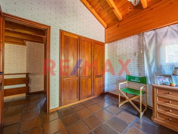 OPORT. CASA CON PILETA EN GRAN TERRENO _ HIGHLAND