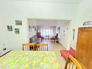 Venta depto 4 ambientes + dependecia Miramar