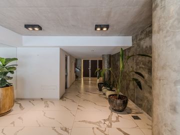 2 AMBIENTES DE 114M2 C/ TERRAZA Y PARRILLA PROPIA