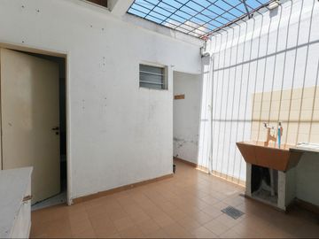 PH 2 AMBIENTES EN VENTA FLORIDA CON PATIO