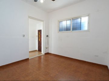 PH 2 AMBIENTES EN VENTA FLORIDA CON PATIO