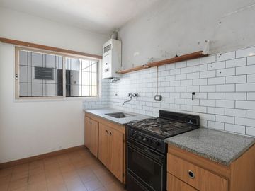 PH 2 AMBIENTES EN VENTA FLORIDA CON PATIO
