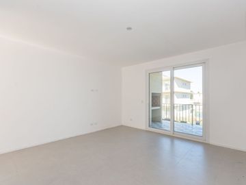 ALQUILER DEPTO 2 AMBIENTES CON BALCON CHIC VILLAGE