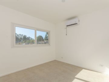 ALQUILER DEPTO 2 AMBIENTES CON BALCON CHIC VILLAGE