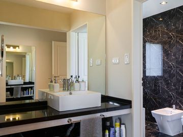 CASA 5 AMBIENTES EN VENTA LA PROVIDENCIA CANNING