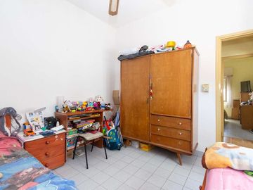 Venta PH 5 ambientes multifamiliar balcón frente