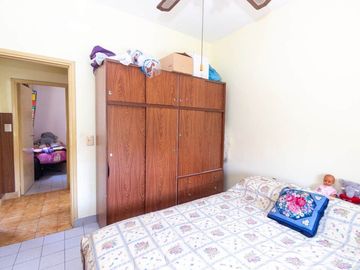 Venta PH 5 ambientes multifamiliar balcón frente