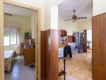 Venta PH 5 ambientes multifamiliar balcón frente