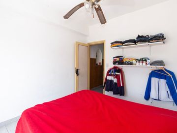 Venta PH 5 ambientes multifamiliar balcón frente