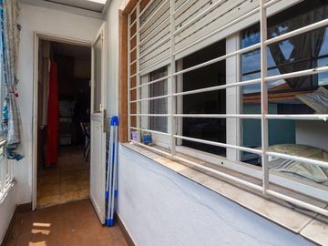 Venta PH 5 ambientes multifamiliar balcón frente