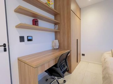 CASA EN VENTA 5 AMBIENTES PRADOS DEL OESTE