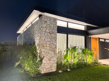CASA EN VENTA 5 AMBIENTES PRADOS DEL OESTE