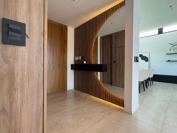 CASA EN VENTA 5 AMBIENTES PRADOS DEL OESTE
