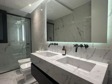 CASA EN VENTA 5 AMBIENTES PRADOS DEL OESTE