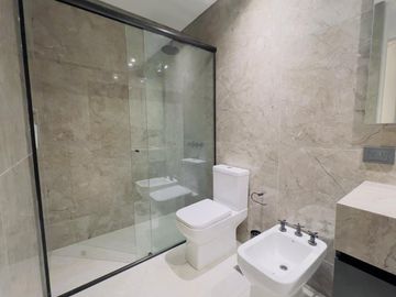 CASA EN VENTA 5 AMBIENTES PRADOS DEL OESTE
