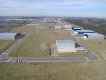 VENTA TERRENO PARQUE INDUSTRIAL POLO 24 MORENO