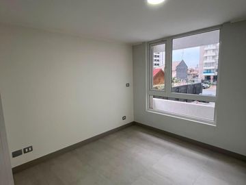ARRIENDO HERMOSO DP DE 1D Y 1B EN MACUL CON ESTACIONAMIENTO
