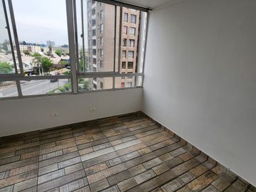 DEPARTAMENTO DE 3 DORMITORIOS Y 2 BAÑOS EN CONDOMINIO
