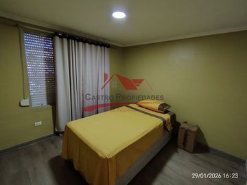 HERMOSA CASA DE DOS PISOS AMPLIADA CON 3 DORMITORIOS 2 BAÑOS