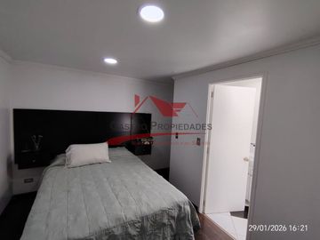 HERMOSA CASA DE DOS PISOS AMPLIADA CON 3 DORMITORIOS 2 BAÑOS