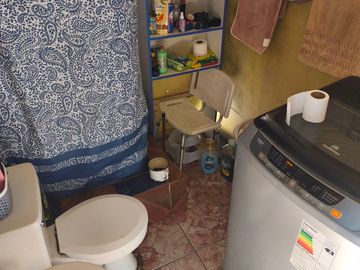 VENDO GRAN TERRENO CON CASA Y LOCAL LA SERENA