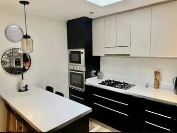 ARRIENDO CASA 4HAB 3BA LAS CONDES