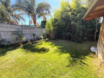 Venta Casa con quincho, pileta y 2 cocheras PILAR
