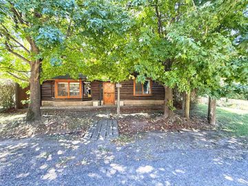Venta Casa con quincho, pileta y 2 cocheras PILAR