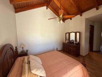 VENTA IMPORTANTE CASA EN RONDEAU 572. MACROCENTRO
