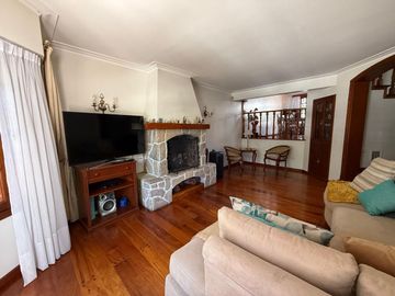 VENTA IMPORTANTE CASA EN RONDEAU 572. MACROCENTRO
