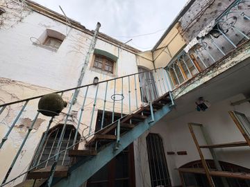 VENTA LOCAL CON VIVIENDA EN SAN ISIDRO y RENTA