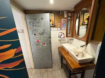 VENTA LOCAL CON VIVIENDA EN SAN ISIDRO y RENTA