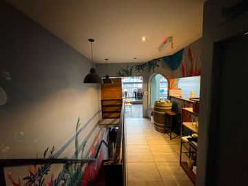 VENTA LOCAL CON VIVIENDA EN SAN ISIDRO y RENTA