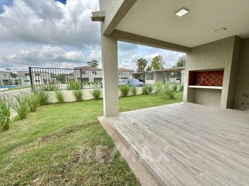VENTA CASA 4 AMB. CHIC PILAR FINANCIACION