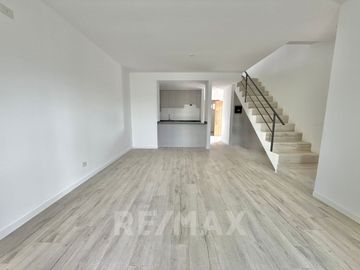 VENTA CASA 4 AMB. CHIC PILAR FINANCIACION