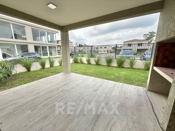 VENTA CASA 4 AMB. CHIC PILAR FINANCIACION