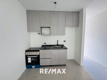 VENTA DPTO MONO CON JARDIN CHIC PILAR FINANCIAC.