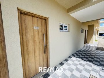 VENTA DPTO MONO CON JARDIN CHIC PILAR FINANCIAC.