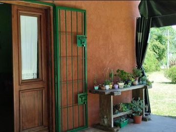 VENTA CASAQUINTA 3 AMBIENTES RUTA 28